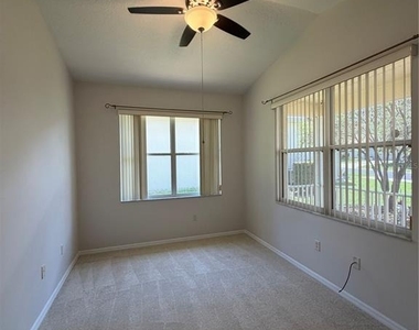 785 Summit Greens Boulevard - Photo Thumbnail 16