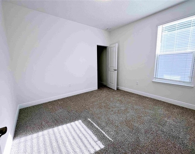 11965 Bracco Street - Photo Thumbnail 34