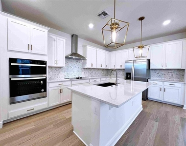 11965 Bracco Street - Photo Thumbnail 5