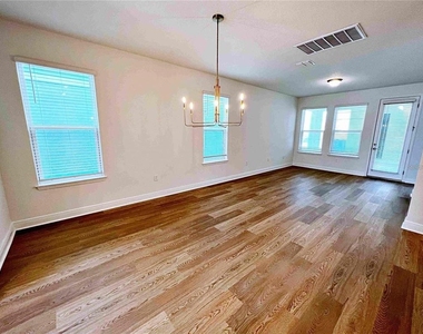 11965 Bracco Street - Photo Thumbnail 12