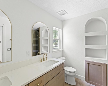 320 Kenora Drive - Photo Thumbnail 17