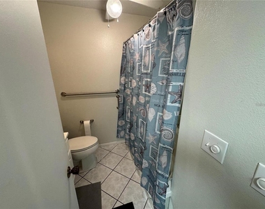 111 Airport Avenue W - Photo Thumbnail 15