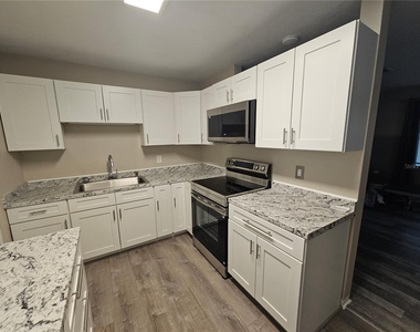 114 Marrero Avenue - Photo Thumbnail 1