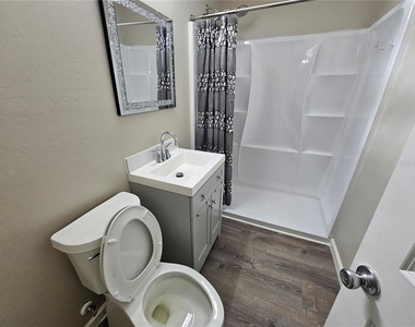 114 Marrero Avenue - Photo Thumbnail 6