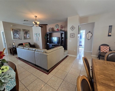 219 Cloverdale Road - Photo Thumbnail 5
