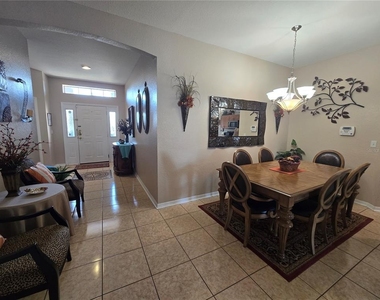 219 Cloverdale Road - Photo Thumbnail 10