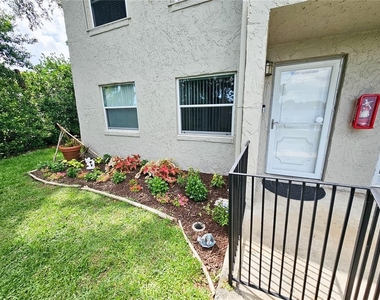1103 Cypress Gardens Boulevard - Photo Thumbnail 3