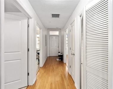 20 Sw 6th Street - Photo Thumbnail 6