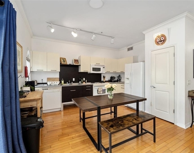 20 Sw 6th Street - Photo Thumbnail 14