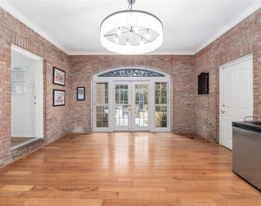 11121 Nw 15th Place - Photo Thumbnail 23