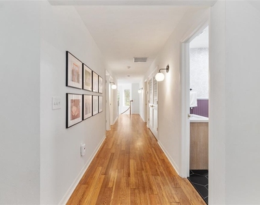 11121 Nw 15th Place - Photo Thumbnail 27