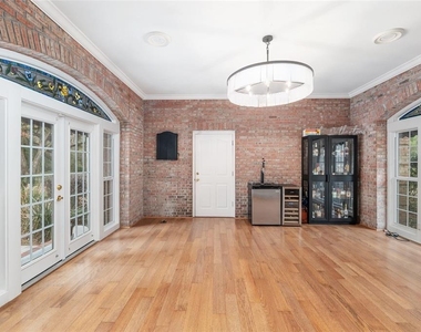 11121 Nw 15th Place - Photo Thumbnail 24