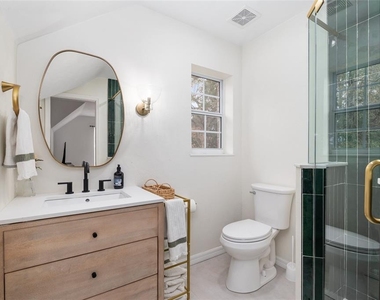11121 Nw 15th Place - Photo Thumbnail 50