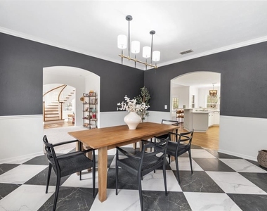 11121 Nw 15th Place - Photo Thumbnail 20