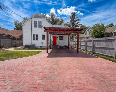 417 Sw 10th Street - Photo Thumbnail 43