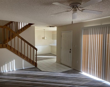 2911 Pecan Avenue - Photo Thumbnail 7