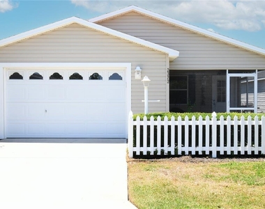 2372 Travis Place - Photo Thumbnail 3