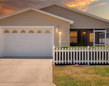 2372 Travis Place - Photo Thumbnail 2