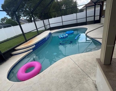 77 Folcroft Lane - Photo Thumbnail 23