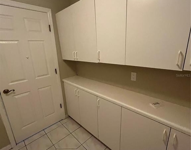 77 Folcroft Lane - Photo Thumbnail 10