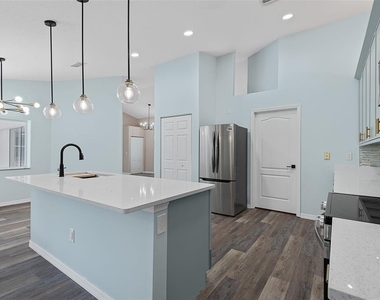 14 Colechester Lane - Photo Thumbnail 17