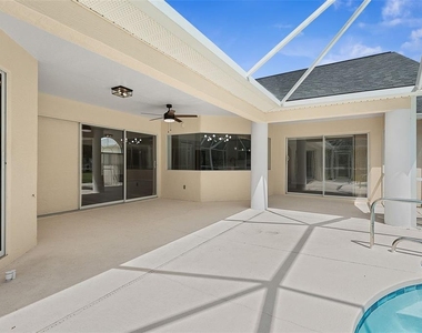 14 Colechester Lane - Photo Thumbnail 7