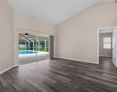 14 Colechester Lane - Photo Thumbnail 9