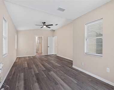 14 Colechester Lane - Photo Thumbnail 27