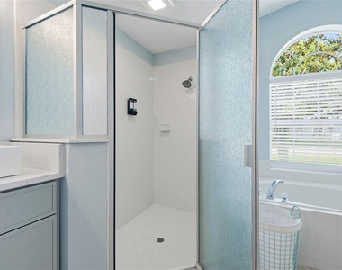 6 Burrell Place - Photo Thumbnail 31