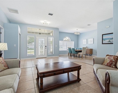 6 Burrell Place - Photo Thumbnail 8