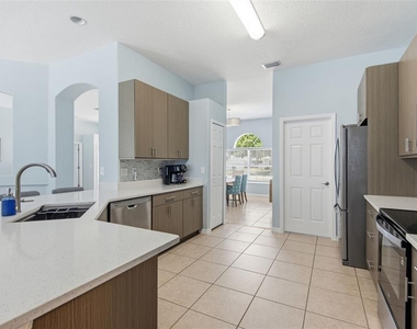 6 Burrell Place - Photo Thumbnail 14