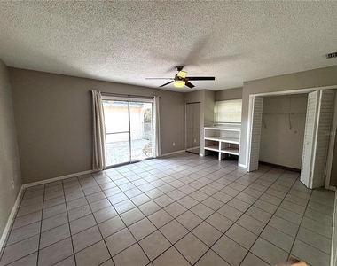 3 Elizabeth Drive E - Photo Thumbnail 7