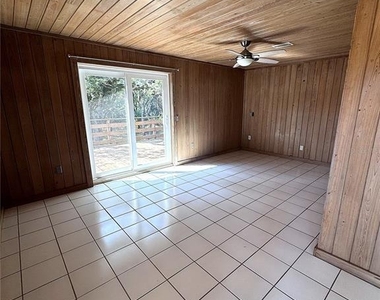 3 Elizabeth Drive E - Photo Thumbnail 15