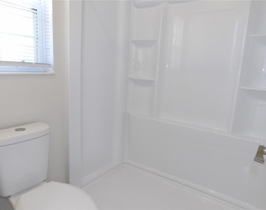75 Wellwood Lane - Photo Thumbnail 11