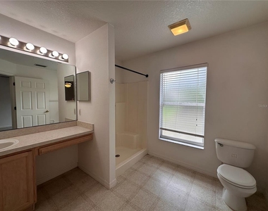 33 Rybark Lane - Photo Thumbnail 14