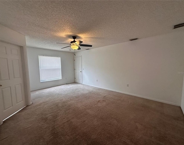 33 Rybark Lane - Photo Thumbnail 12