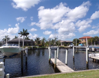 2000 Bal Harbor Boulevard - Photo Thumbnail 58