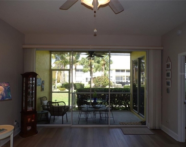 2000 Bal Harbor Boulevard - Photo Thumbnail 31