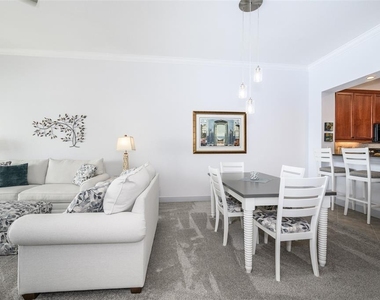 5116 Melbourne Street - Photo Thumbnail 14