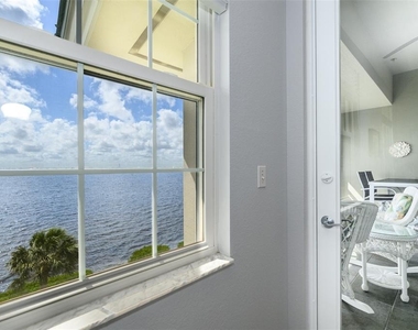 5116 Melbourne Street - Photo Thumbnail 24