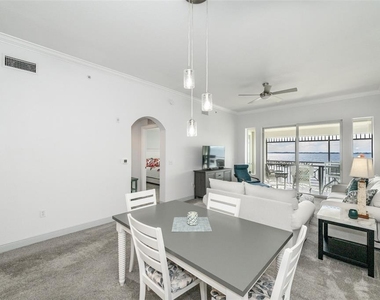 5116 Melbourne Street - Photo Thumbnail 9