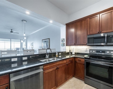 5116 Melbourne Street - Photo Thumbnail 6