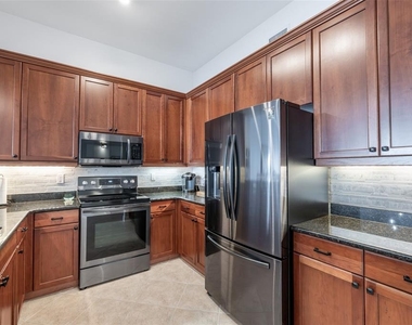5116 Melbourne Street - Photo Thumbnail 5