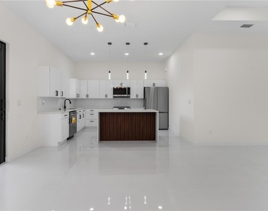 10070 Flat River St - Photo Thumbnail 11