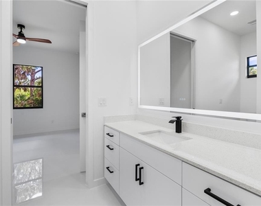 10070 Flat River St - Photo Thumbnail 17