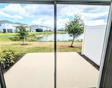 5686 Archipelago Street - Photo Thumbnail 4