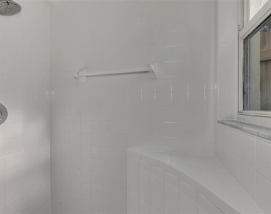 3026 Grafton Street - Photo Thumbnail 21