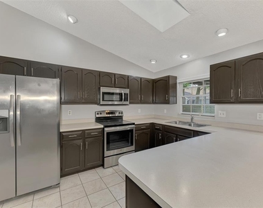 3026 Grafton Street - Photo Thumbnail 14