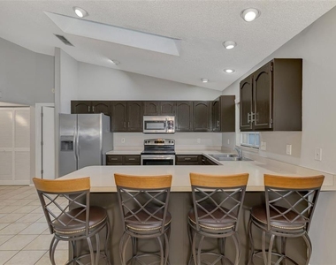 3026 Grafton Street - Photo Thumbnail 13