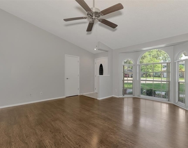 3026 Grafton Street - Photo Thumbnail 6